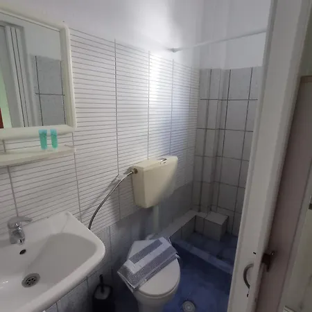 Ξενοδοχείο με διαμερίσματα Sunrise2