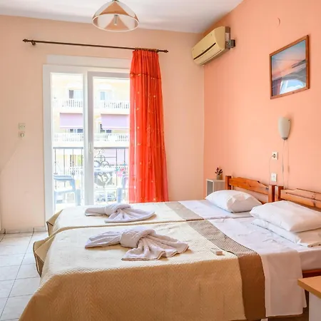 Ξενοδοχείο με διαμερίσματα Sunrise2 3*